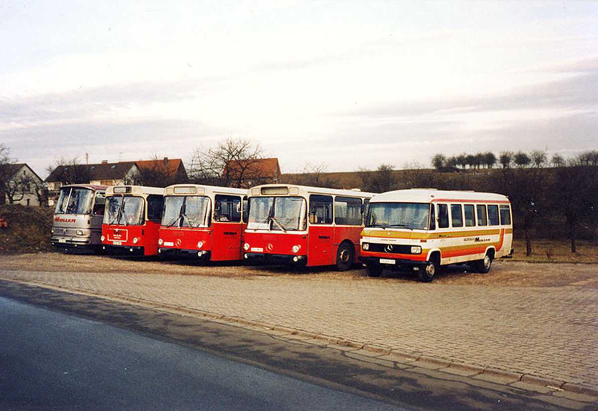 Historische Reisebusse