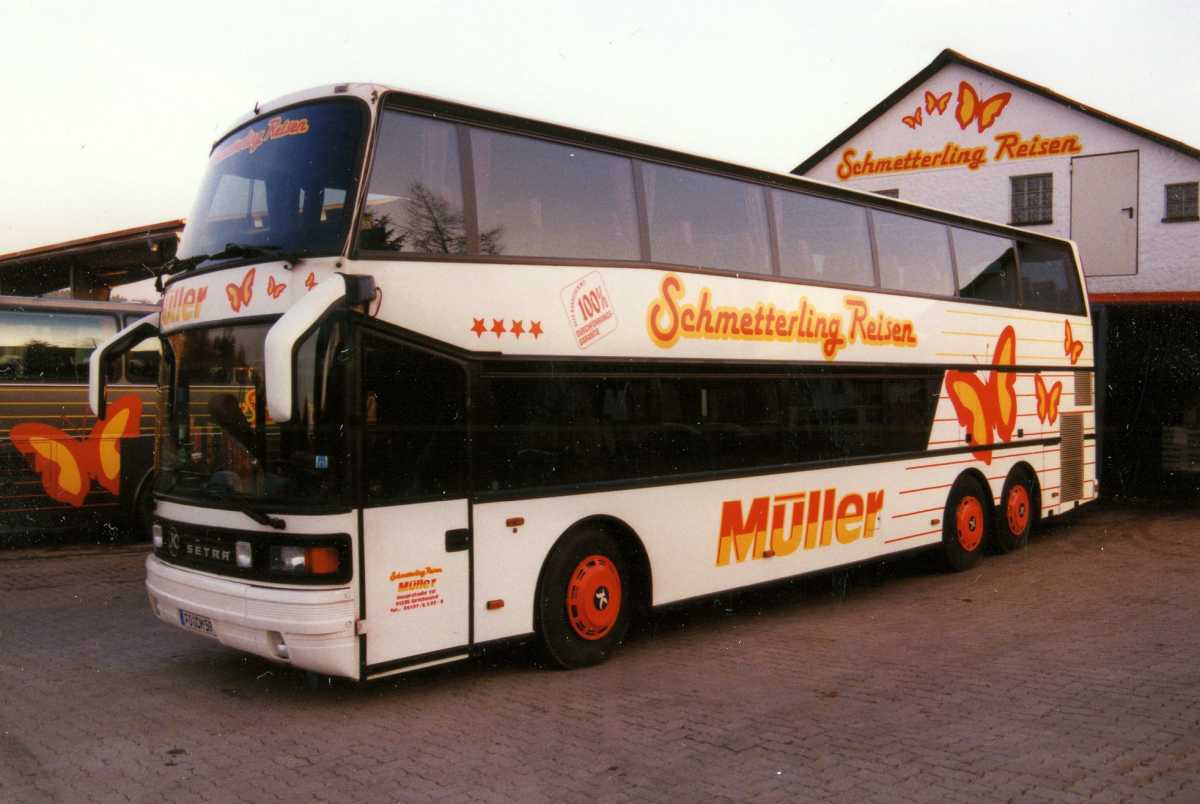 Historischer Reisebus Doppeldecker